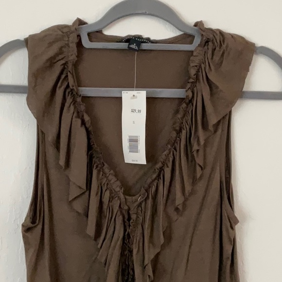 Banana Republic sleeveless casual ruffle tank top - Picture 3 of 4